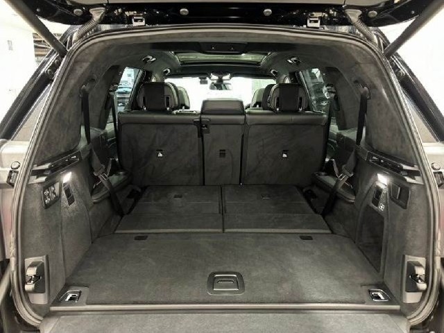 BMW X7 2020 Image 19