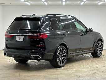 BMW X7 2020 Image 17