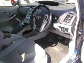 TOYOTA PRIUS PHV 2013 Image 3