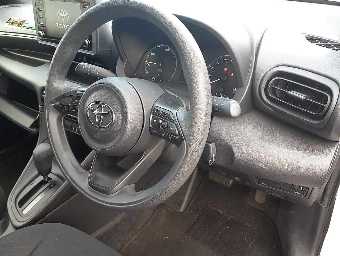 TOYOTA YARIS 2021 Image 7