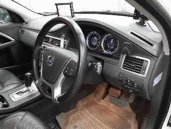 VOLVO XC70 2010 Image 7