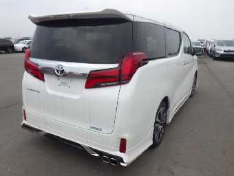 TOYOTA ALPHARD 2022 Image 18