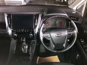 TOYOTA ALPHARD 2022 Image 6