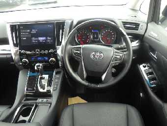 TOYOTA ALPHARD 2022 Image 9