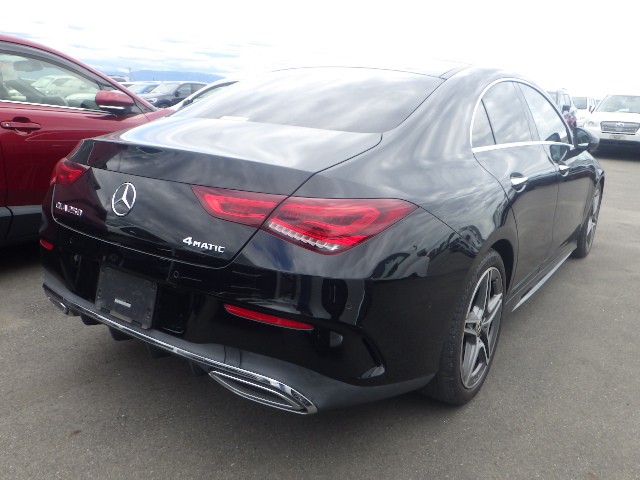 MERCEDES BENZ CLA CLASS 2019 Image 25
