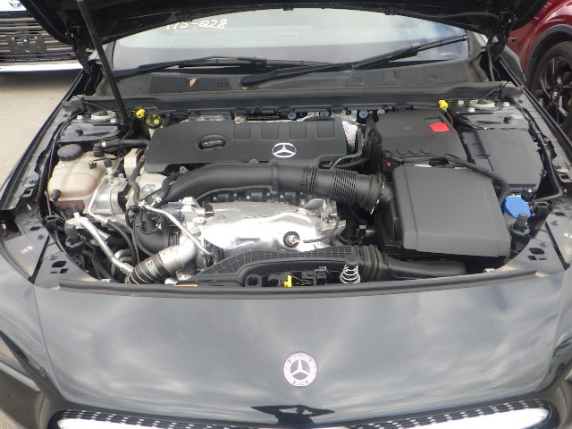 MERCEDES BENZ CLA CLASS 2019 Image 27