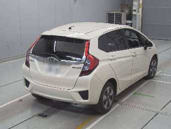 HONDA FIT HYBRID 2015 Image 2