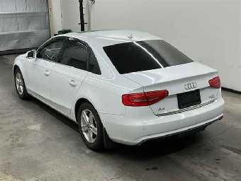 AUDI A4 2013 Image 2
