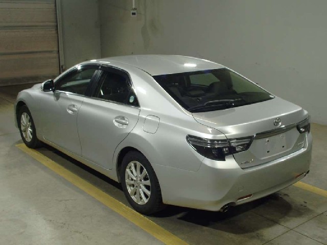 TOYOTA MARK X 2018 Image 20