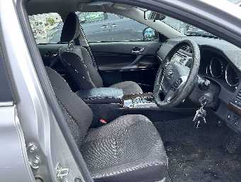 TOYOTA MARK X 2018 Image 11