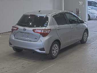 TOYOTA VITZ 2019 Image 2