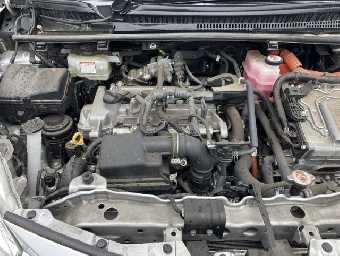 TOYOTA VITZ 2019 Image 8