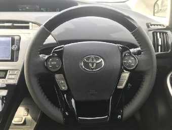 TOYOTA PRIUS PHV 2013 Image 13