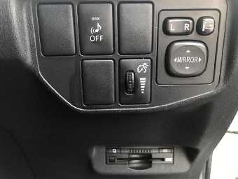 TOYOTA PRIUS PHV 2013 Image 20