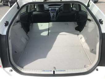 TOYOTA PRIUS PHV 2013 Image 30