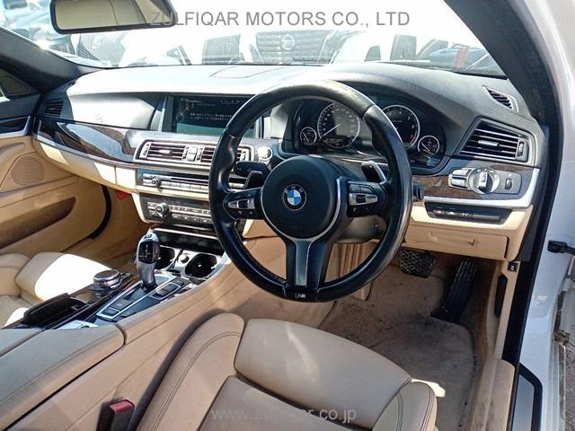 BMW 5 SERIES 2014 Image 5