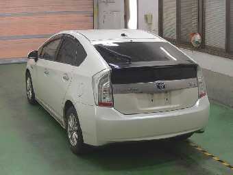 TOYOTA PRIUS PHV 2015 Image 2