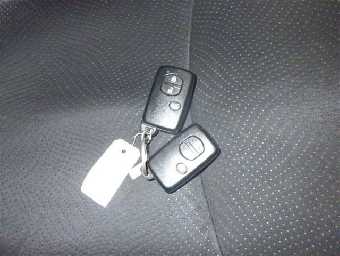 TOYOTA PRIUS PHV 2015 Image 4