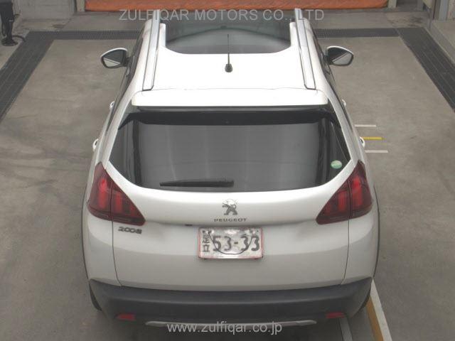 PEUGEOT 2008 2020 Image 7