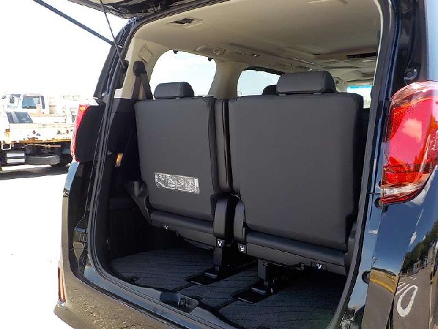 TOYOTA ALPHARD 2022 Image 24