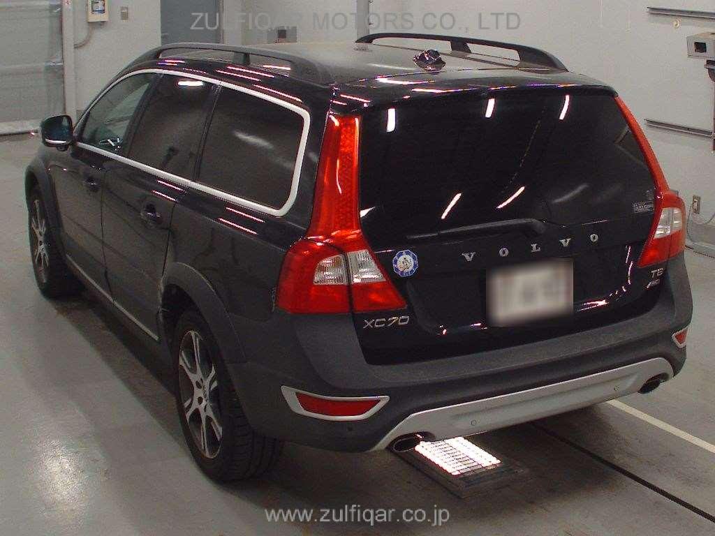 VOLVO XC70 2012 Image 6