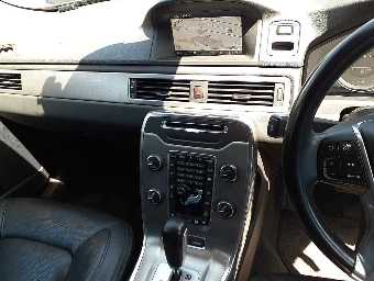 VOLVO XC70 2012 Image 9