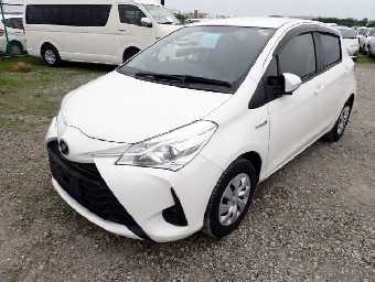TOYOTA VITZ 2019 Image 1