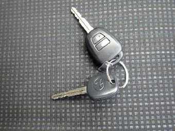 TOYOTA VITZ 2019 Image 7