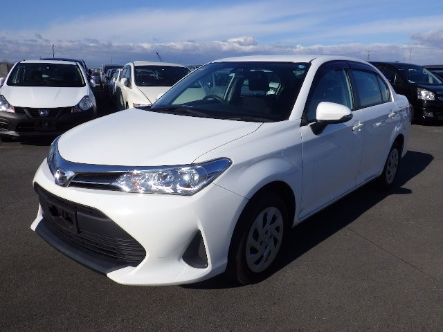 TOYOTA COROLLA AXIO 2018 Image 28