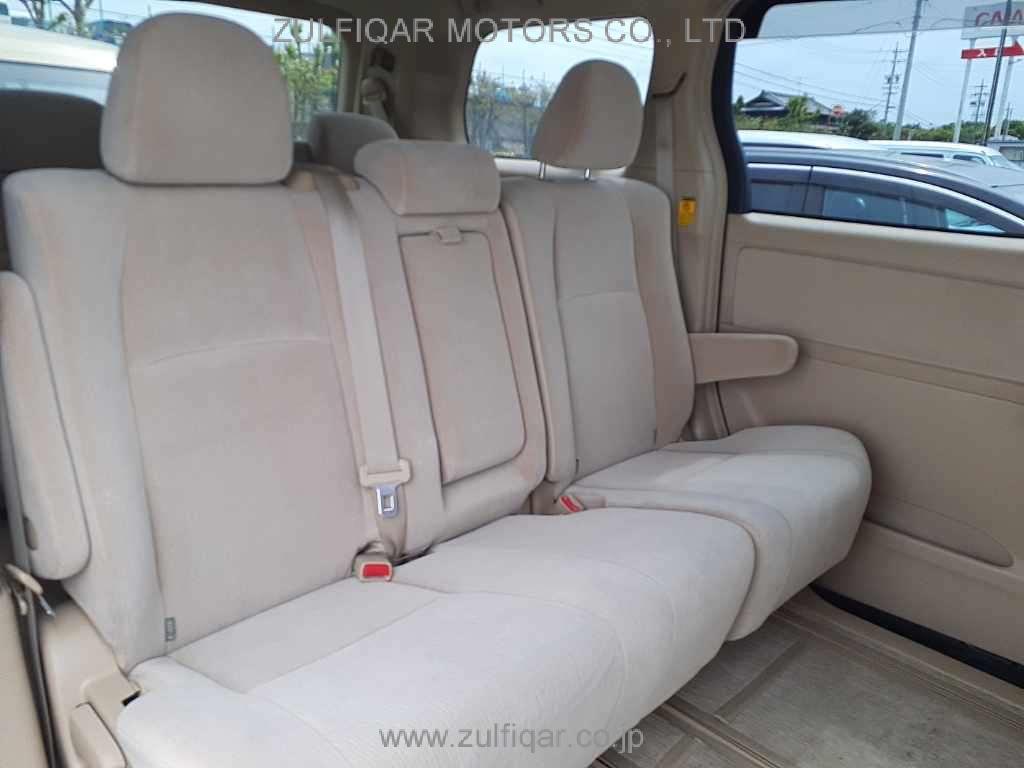 TOYOTA VELLFIRE 2011 Image 9