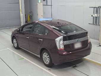 TOYOTA PRIUS PHV 2014 Image 6