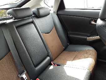 TOYOTA PRIUS PHV 2014 Image 9