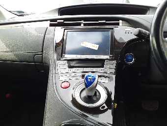 TOYOTA PRIUS PHV 2014 Image 10