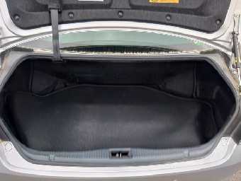 TOYOTA CROWN HYBRID 2015 Image 6