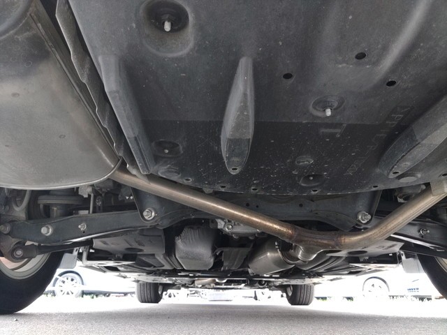 TOYOTA CROWN HYBRID 2015 Image 23