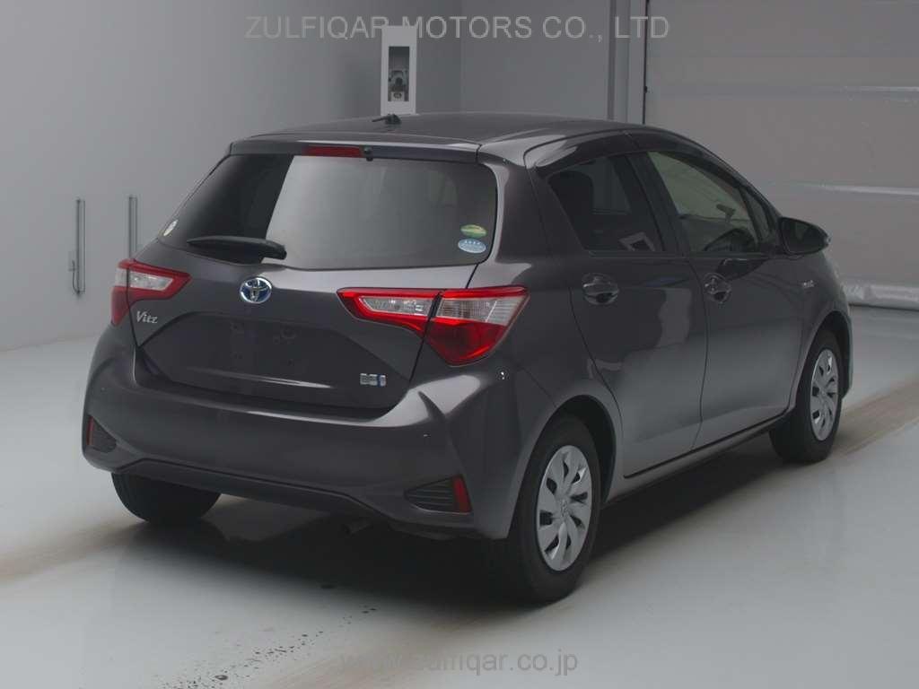 TOYOTA VITZ 2019 Image 2