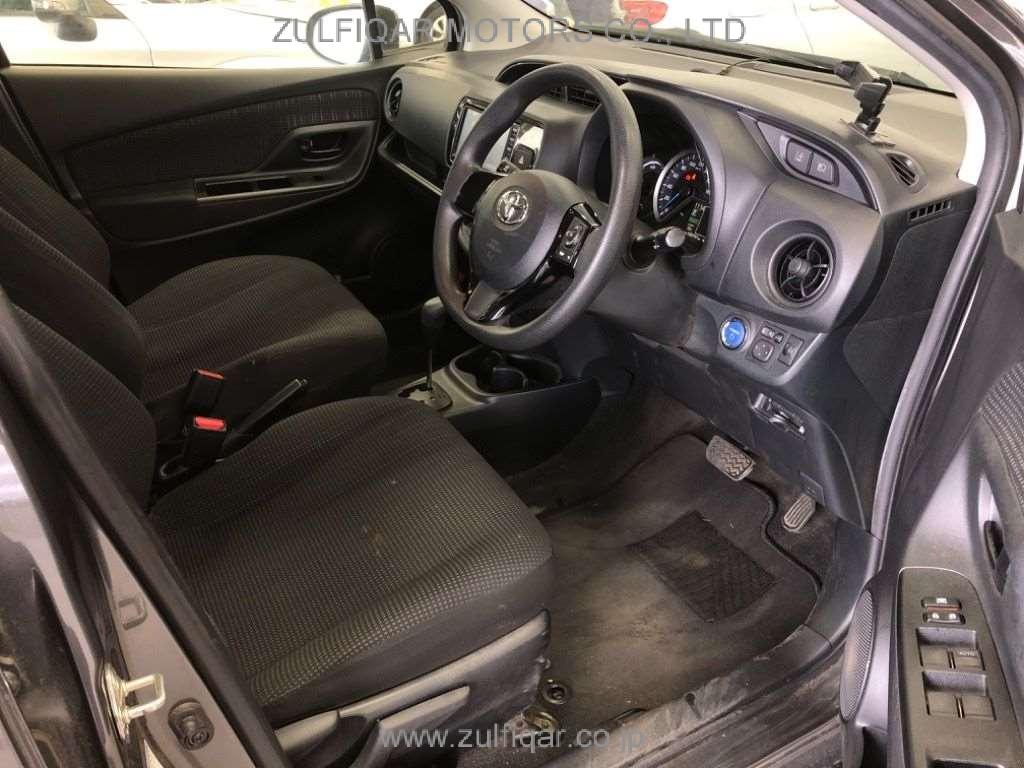 TOYOTA VITZ 2019 Image 5