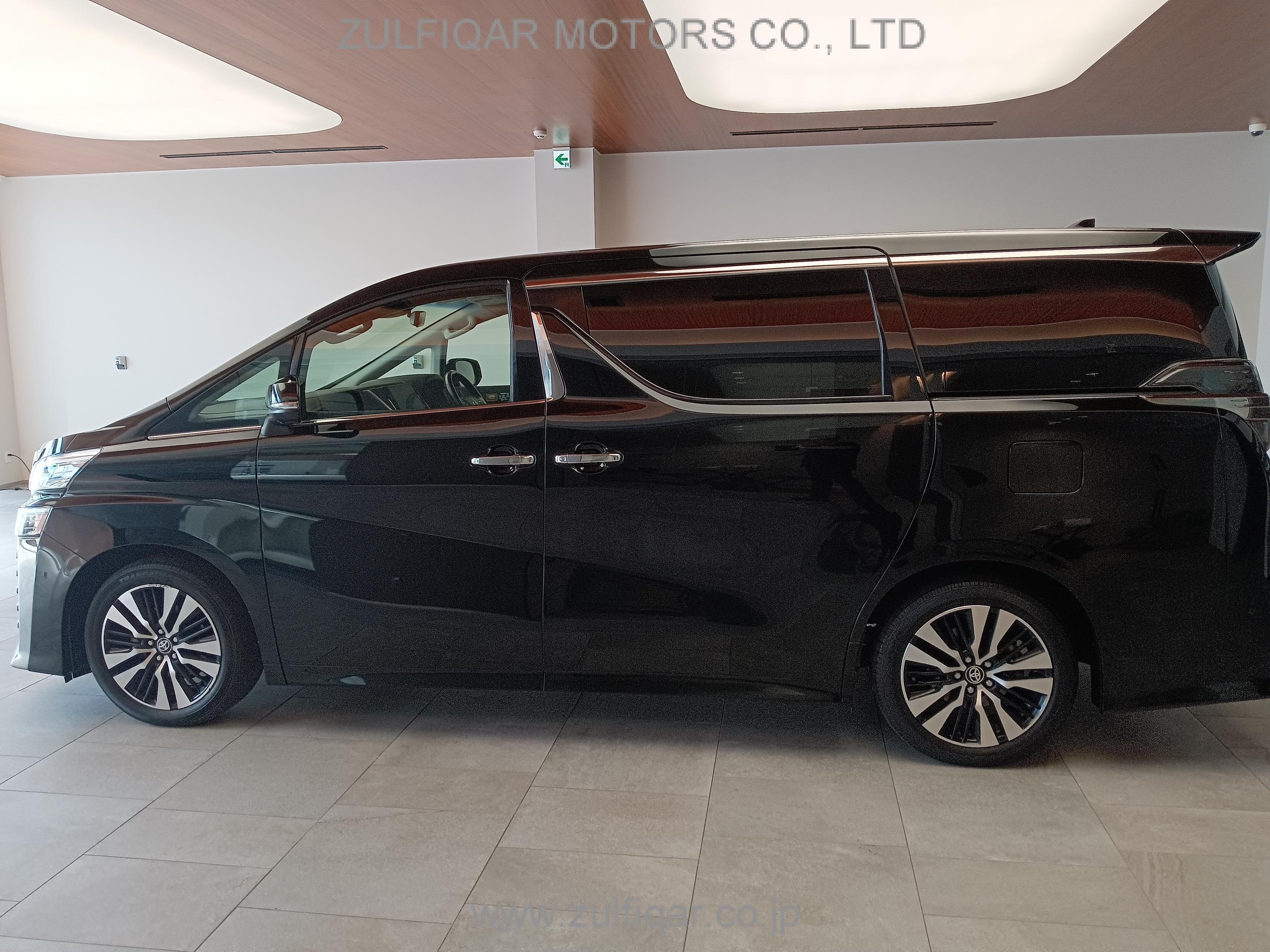 TOYOTA VELLFIRE 2020 Image 9