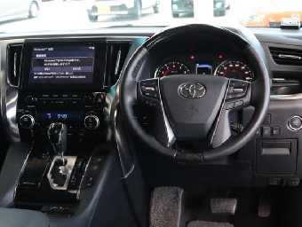 TOYOTA ALPHARD 2022 Image 2