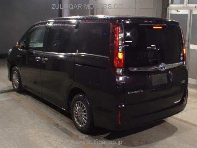 TOYOTA ESQUIRE 2014 Image 2