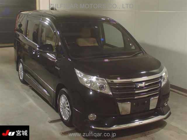 TOYOTA NOAH 2015 Image 1
