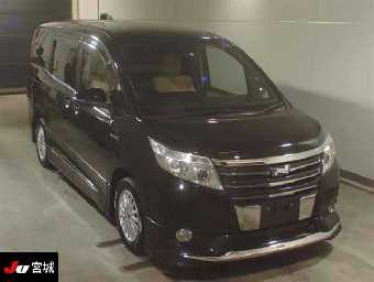 TOYOTA NOAH 2015 Image 1