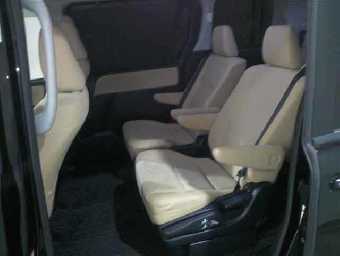 TOYOTA NOAH 2015 Image 5