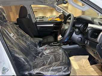 TOYOTA HILUX 2022 Image 15