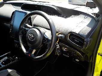 TOYOTA PRIUS PHV 2018 Image 5