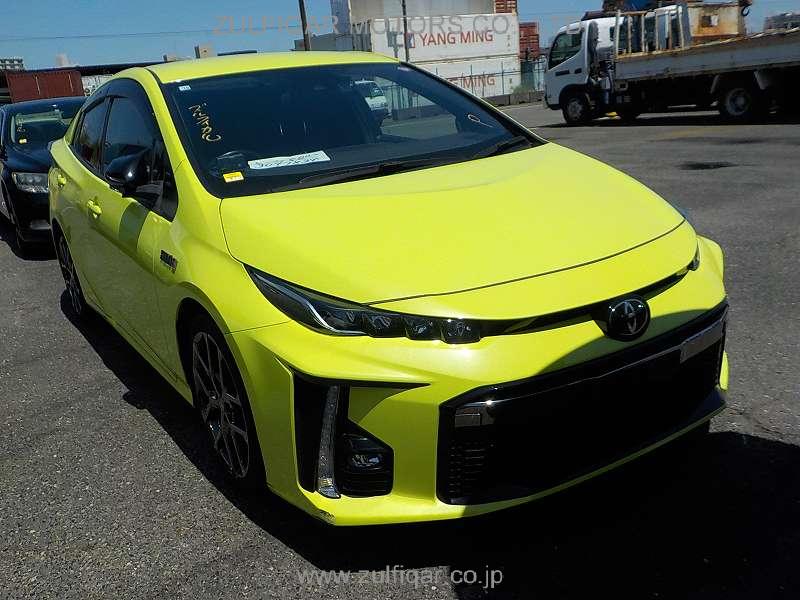 TOYOTA PRIUS PHV 2018 Image 7