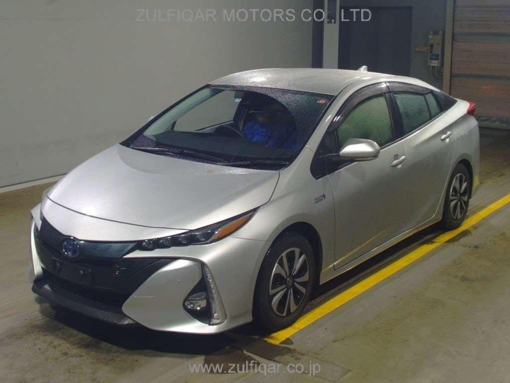 TOYOTA PRIUS PHV 2021 Image 1