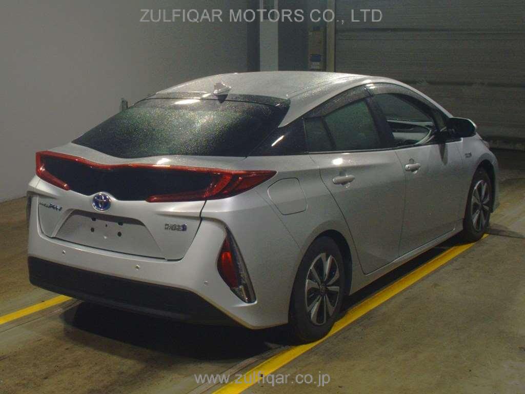 TOYOTA PRIUS PHV 2021 Image 2