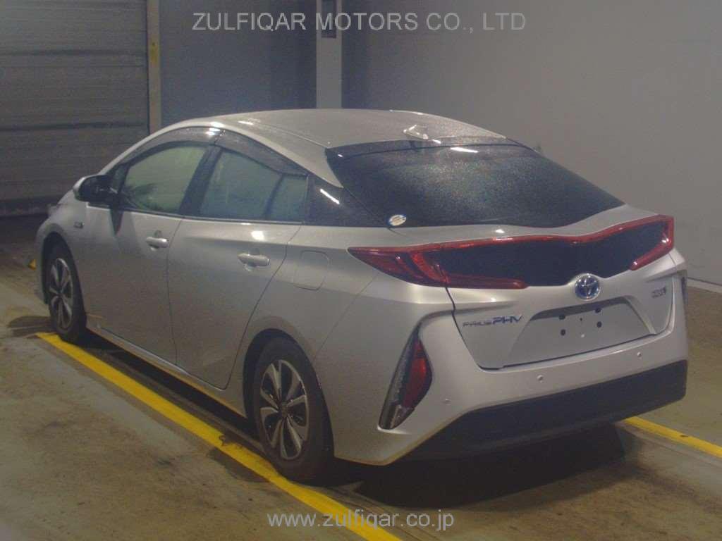 TOYOTA PRIUS PHV 2021 Image 4