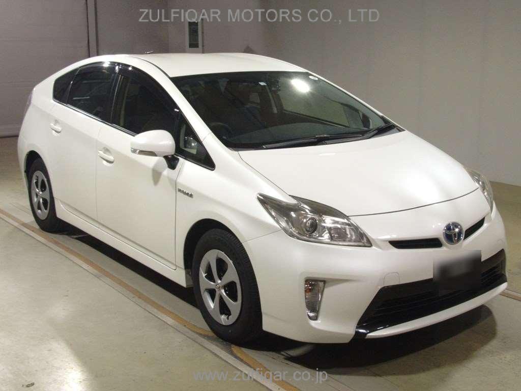 TOYOTA PRIUS 2014 Image 3